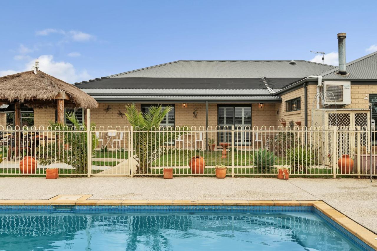 The Oxley Estate Bed & Breakfast Portarlington Bagian luar foto
